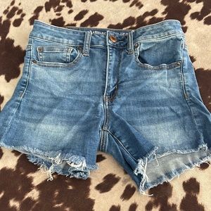 Woman’s American Eagle shorts.